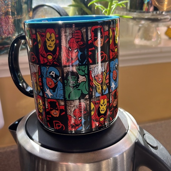 MARVEL HEROES MUG (NEW with TAG)
20 oz - Picture 10 of 16